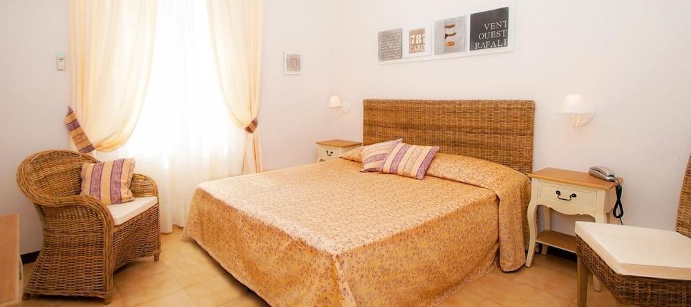Hotel Bel Sit Alassio Bagian luar foto