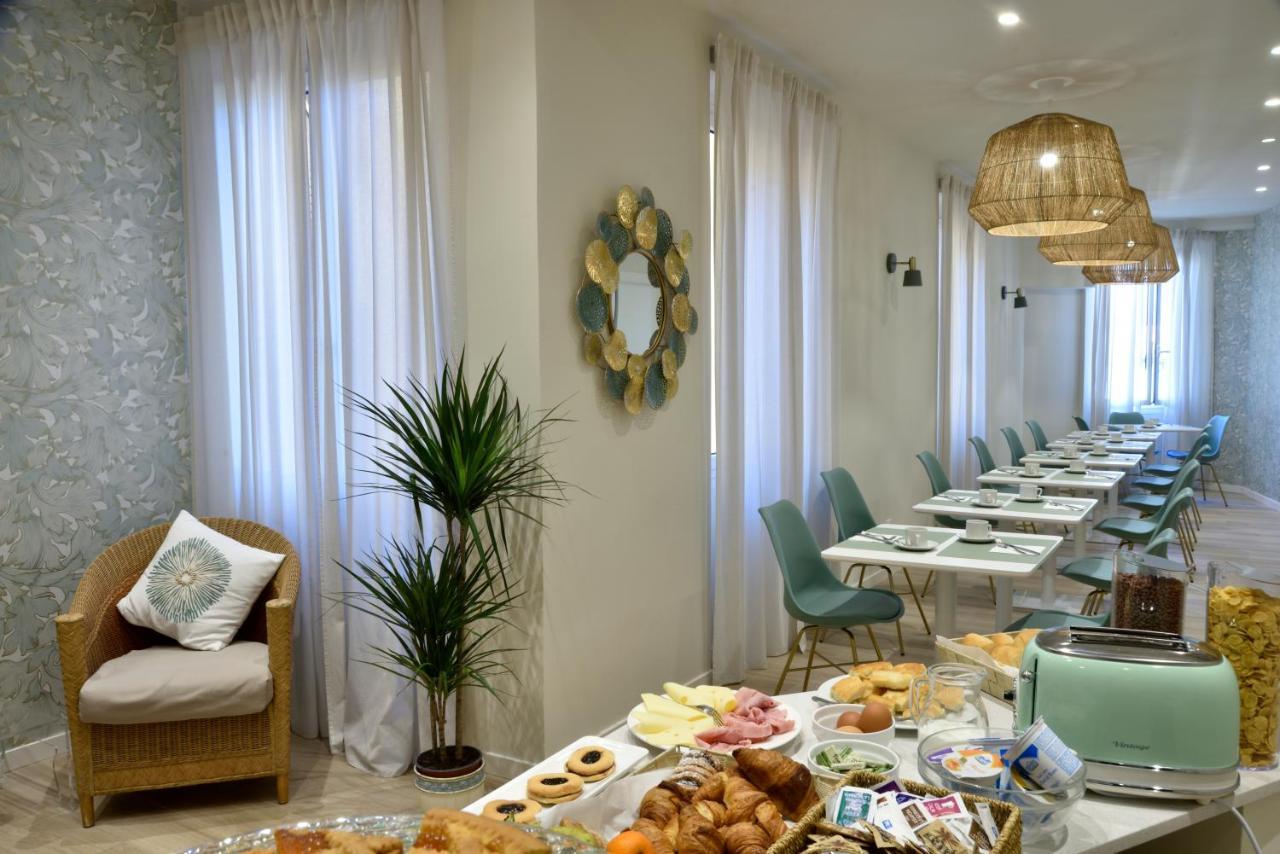 Hotel Bel Sit Alassio Bagian luar foto