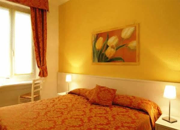 Hotel Bel Sit Alassio Bagian luar foto